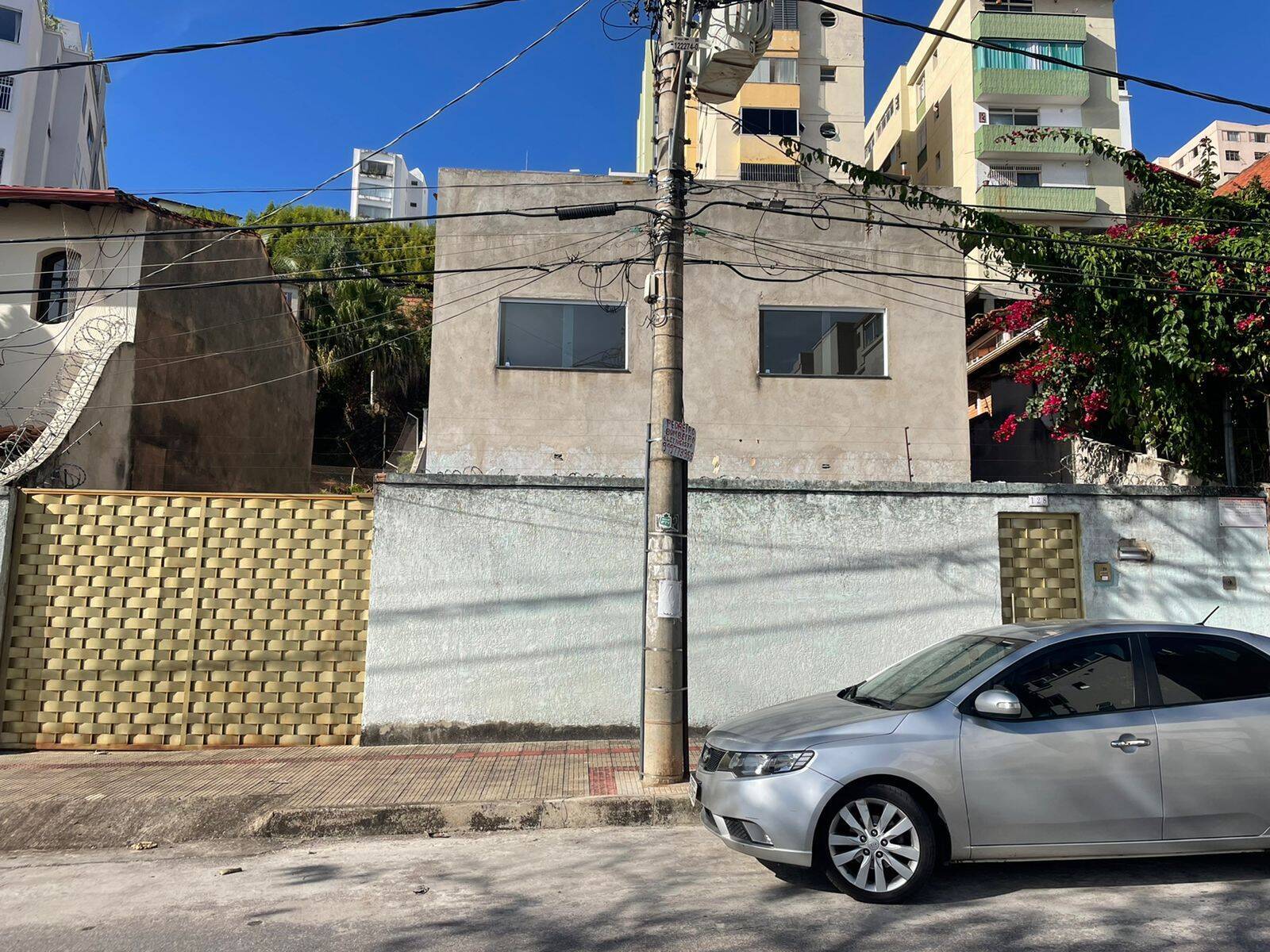 #01627 - Casa para Venda em Belo Horizonte - MG