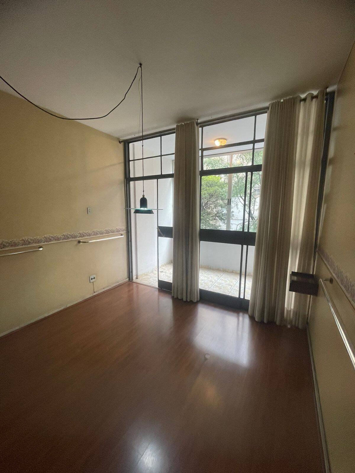 #02181 - Apartamento para Venda em Belo Horizonte - MG