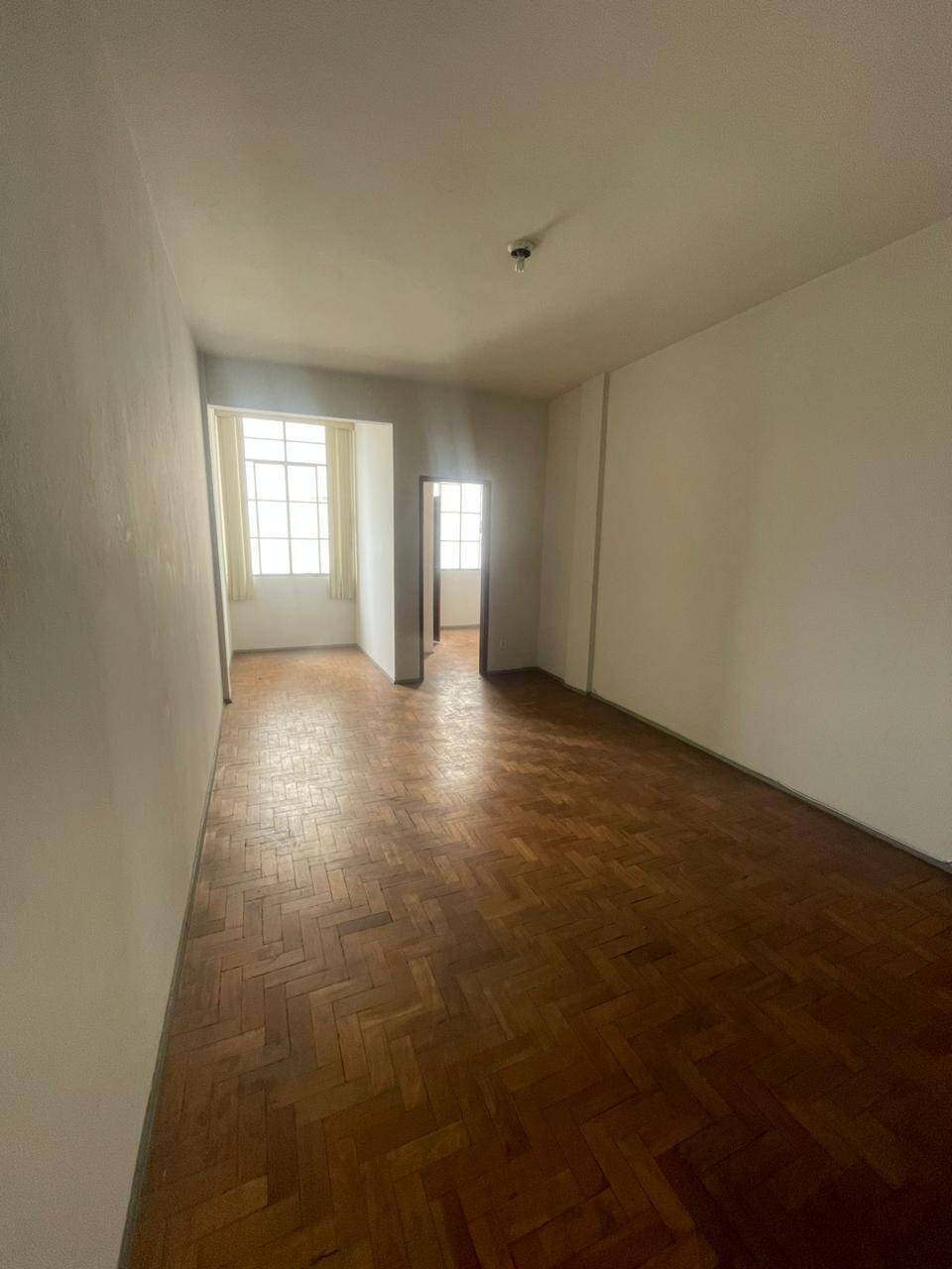 #02402 - Apartamento para Venda em Belo Horizonte - MG