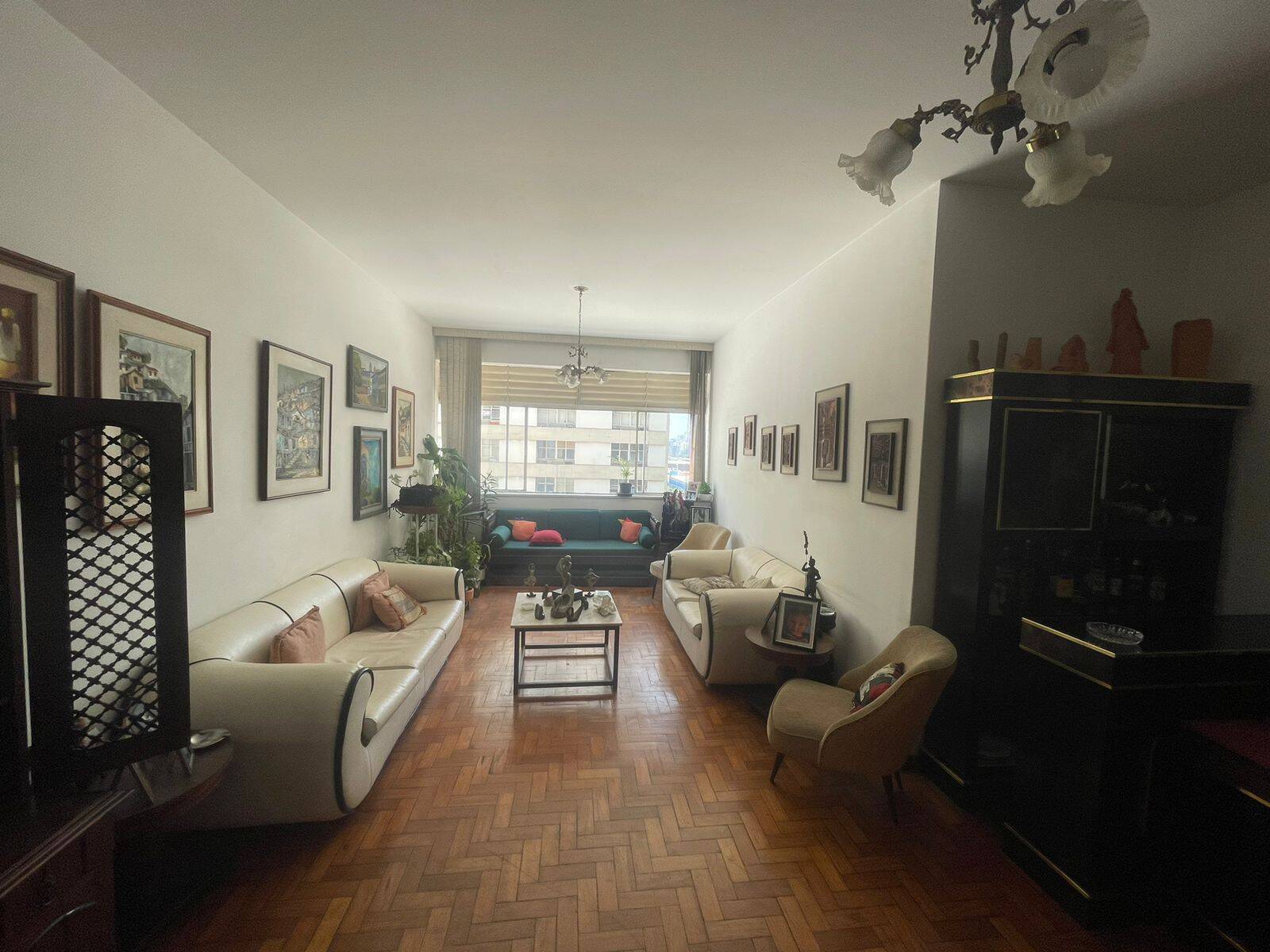 #02612 - Apartamento para Venda em Belo Horizonte - MG