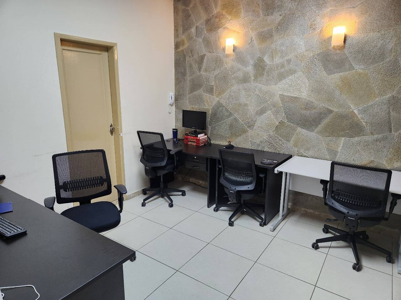 #02760 - Casa para Venda em Belo Horizonte - MG