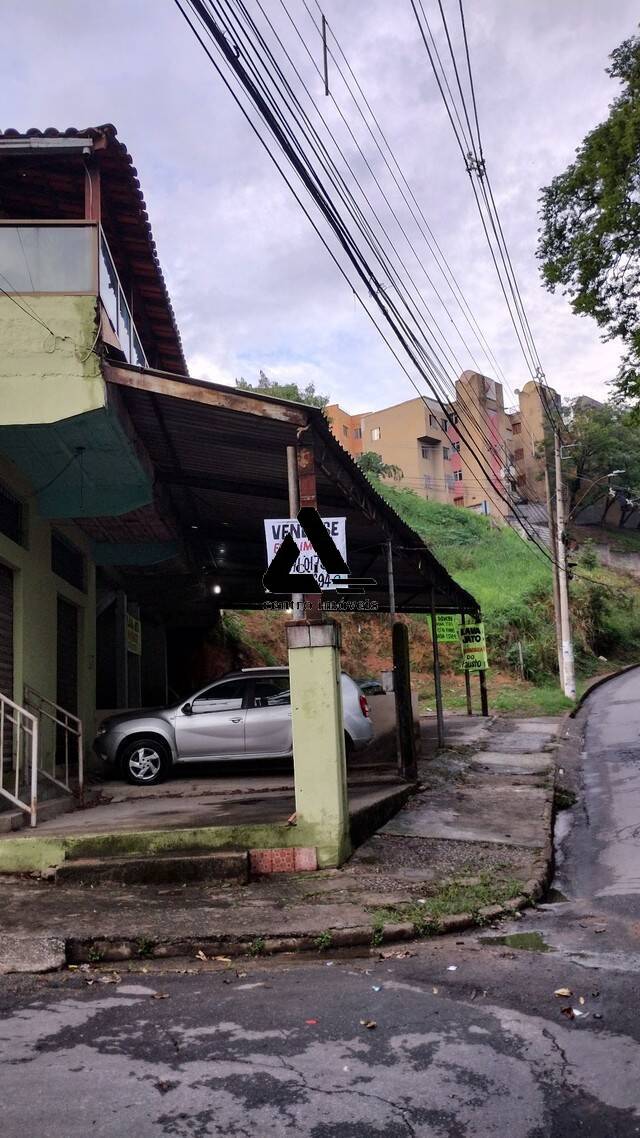 Casa à venda com 5 quartos, 290m² - Foto 3
