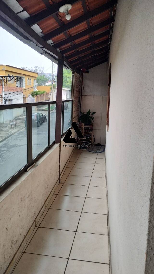 Casa à venda com 5 quartos, 290m² - Foto 8